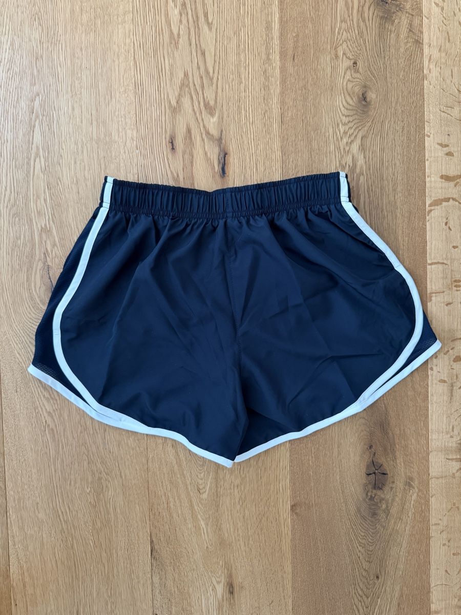 Nike Hosen: Nike - Tempo Running Shorts, Gr. S – Neu (gemäss Beschreibung) aus Interlaken von fbnscl 2