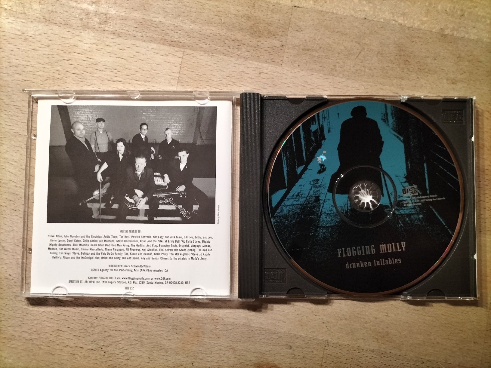 CD: Flogging Molly - Drunken Lullabies – Usato da Biel / Bienne venduto da Music74 2
