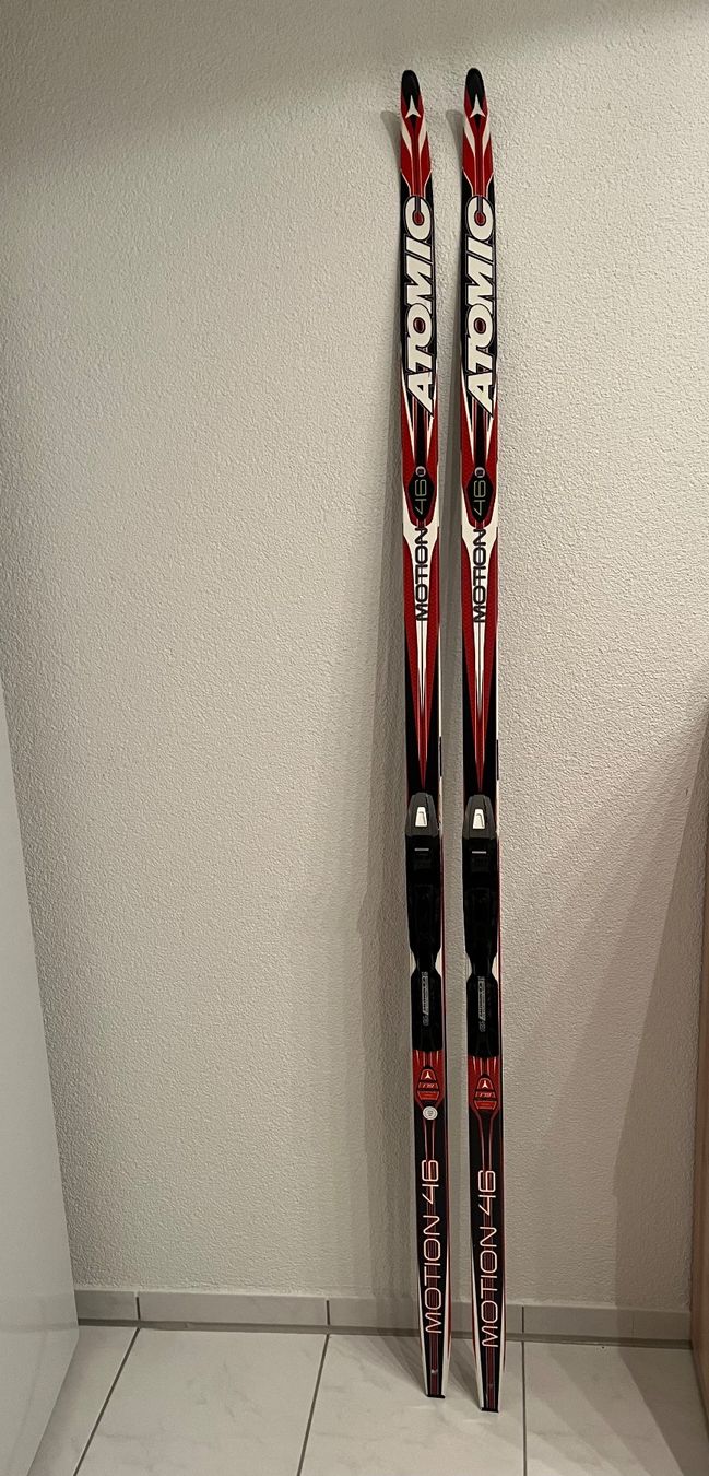 Atomic Sci: Langlaufski Atomic 179 cm klassisch – Usato da Nürensdorf venduto da Toffee09