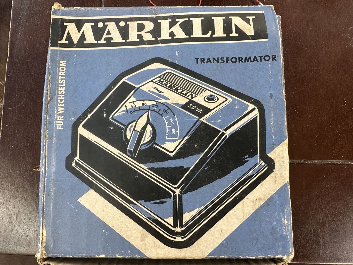 Märklin Modellini di ferrovie: Märklin 6147 Tranformator – Usato da Lupsingen venduto da New-Haven 2