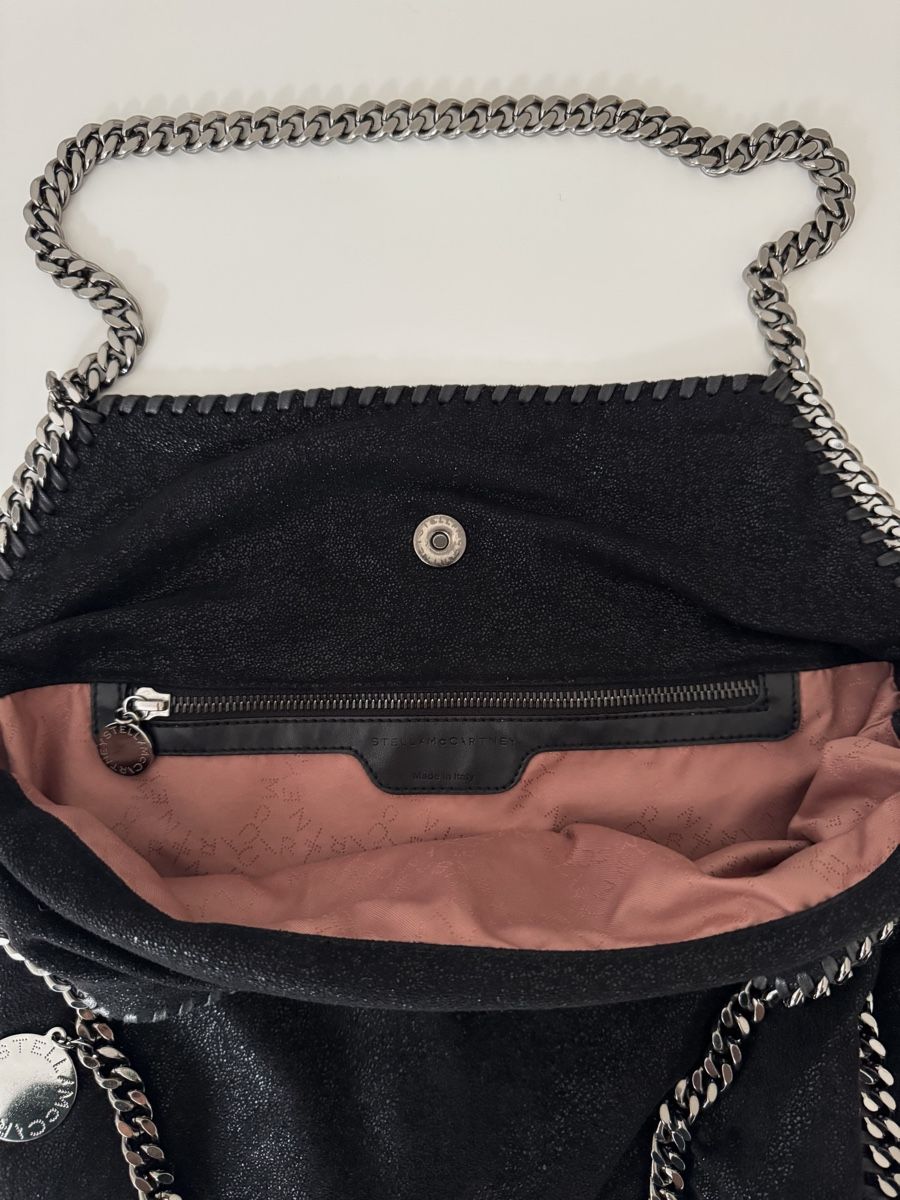 Stella McCartney Sacs femmes: Stella McCartney Fallabella Tote – D'occasion à zug par pau_9bn9 2