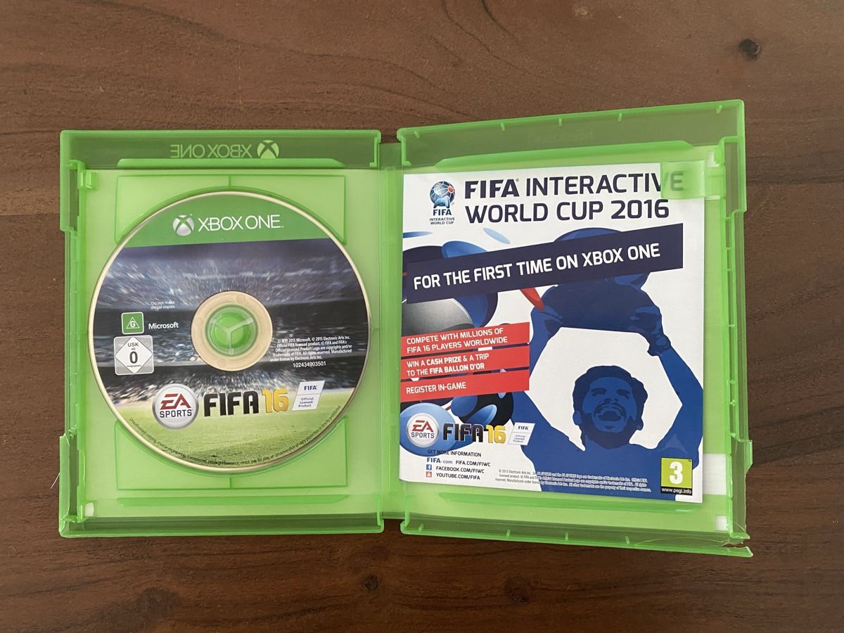 Microsoft Giochi: FIFA 16 für Xbox One – Usato da Thunstetten venduto da Virus_33 1