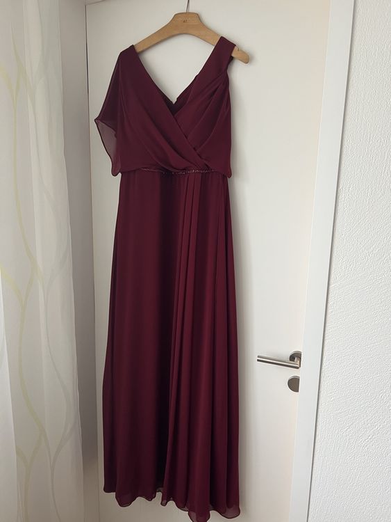 Vestiti: Elegantes Abendkleid, Gr. 44, Bordeauxrot, Festlich – Usato da Einsiedeln venduto da ramafu 1