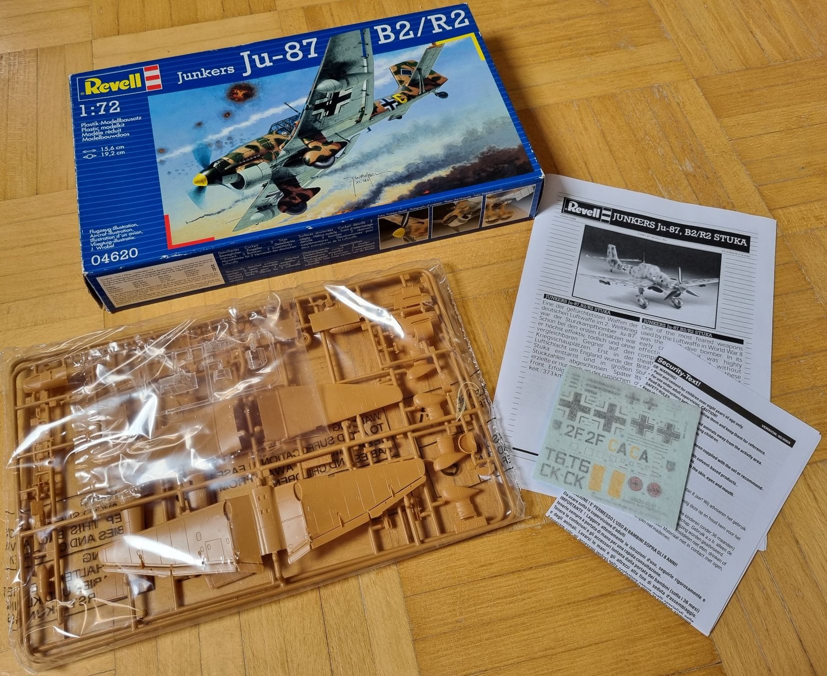 Revell Modellbausätze & Standmodelle: Revell : Junkers Ju-87 B2/R2 – Neu und originalverpackt aus Froideville von xXSebastienXx 1