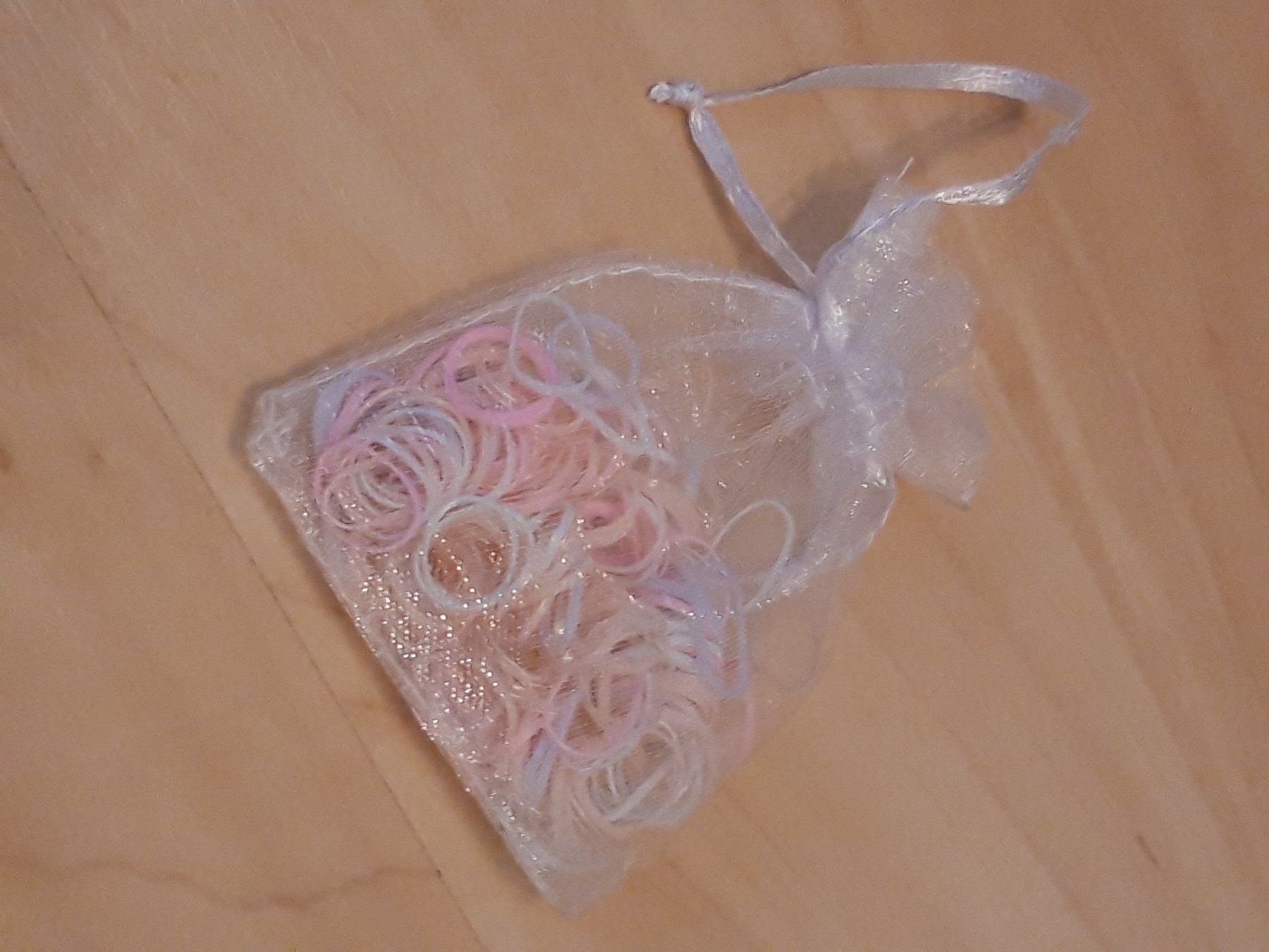 Accessoires pour cheveux: Haargummis – D'occasion à Eschlikon TG par inf_v5zp