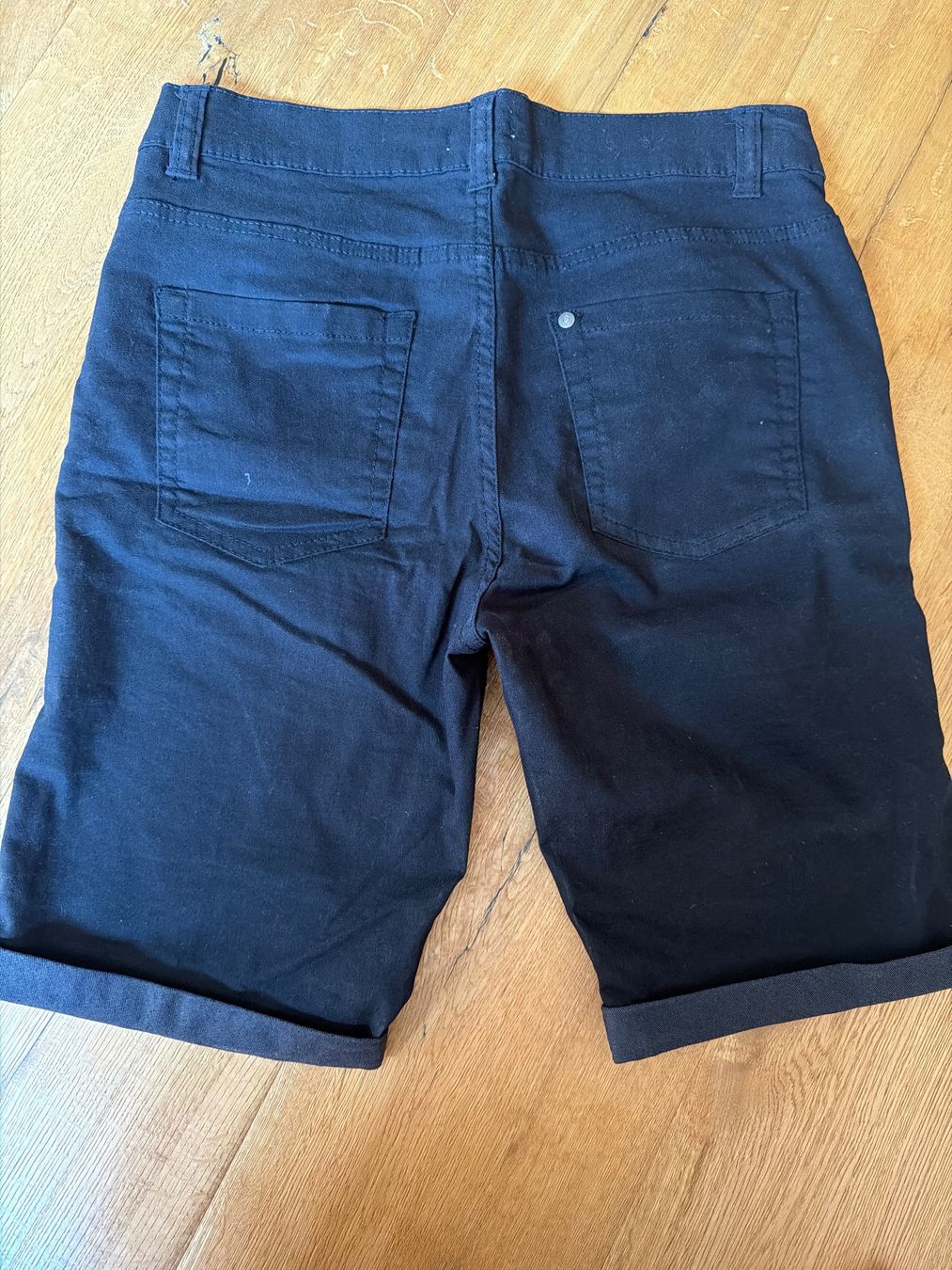 Pantalons: shorts – D'occasion à gurzelen par malu04 2