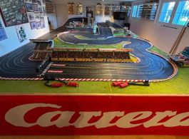 Carrera Rennbahn 354 x 767 cm, 4-spurig