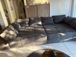 Sofa gross