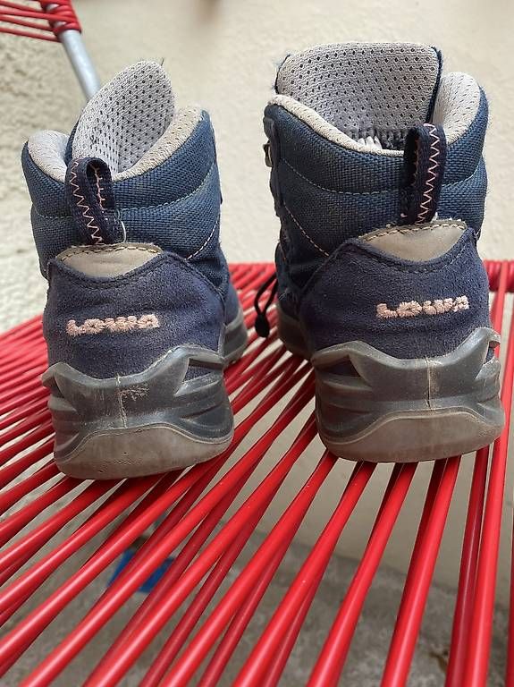 Schuhe für Jungen: Lowa Wanderschuhe gr. 30 – Gebraucht aus Zürich von Nin_1543c 3