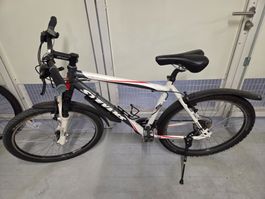 Stevens S6 26" Mountainbike – Shimano Alivio –SR Suntour XCR
