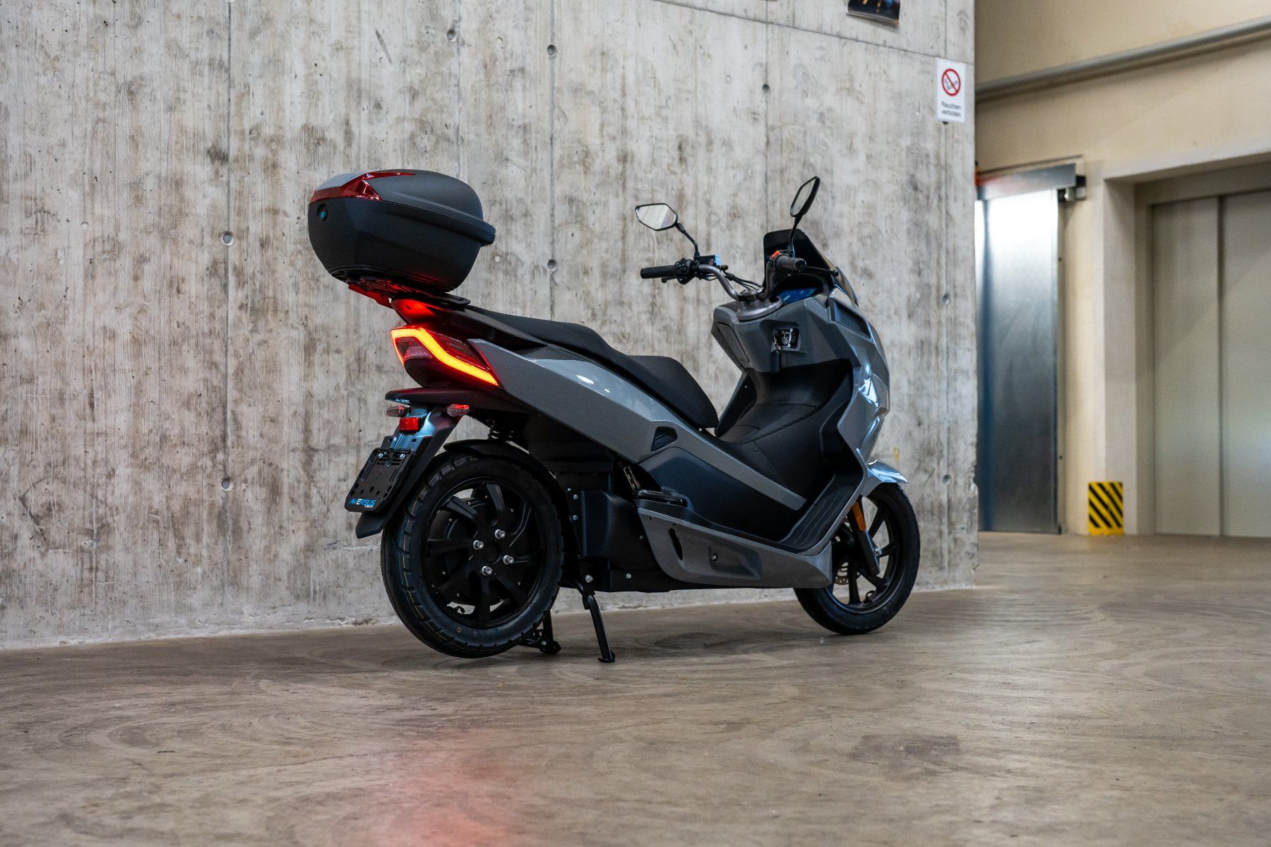 Scooter: AVERSUS Falcon E-Roller 90km/h – Nuovo (secondo la descrizione) da Oftringen venduto da AversusBikestore 2