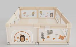 Baby Spielzaun / Laufstall – mit Tür & Tiermotiv