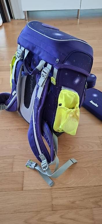 Sacs & sacs à dos: Schulthek Ergoback mit Etuis und Sportbeutel – D'occasion à Wädenswil par lis_xk67 1