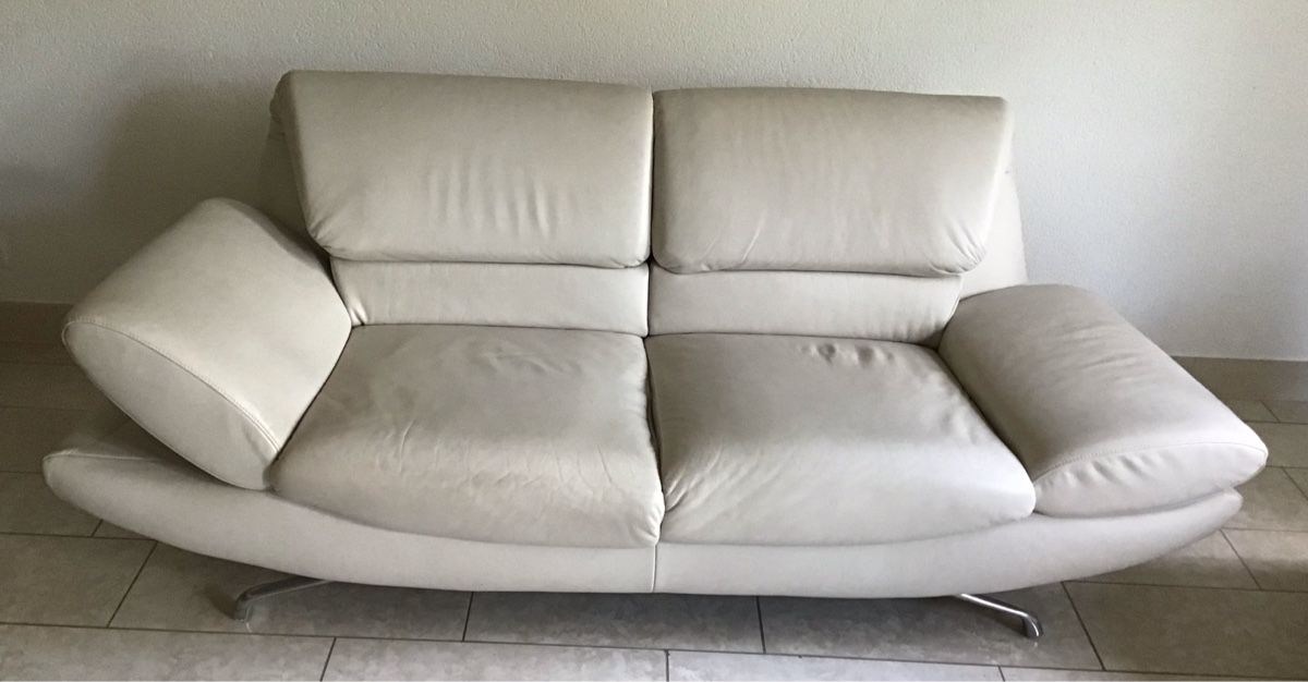 Divani: Zwei Ledersofas – Usato da Aefligen venduto da Bubu218