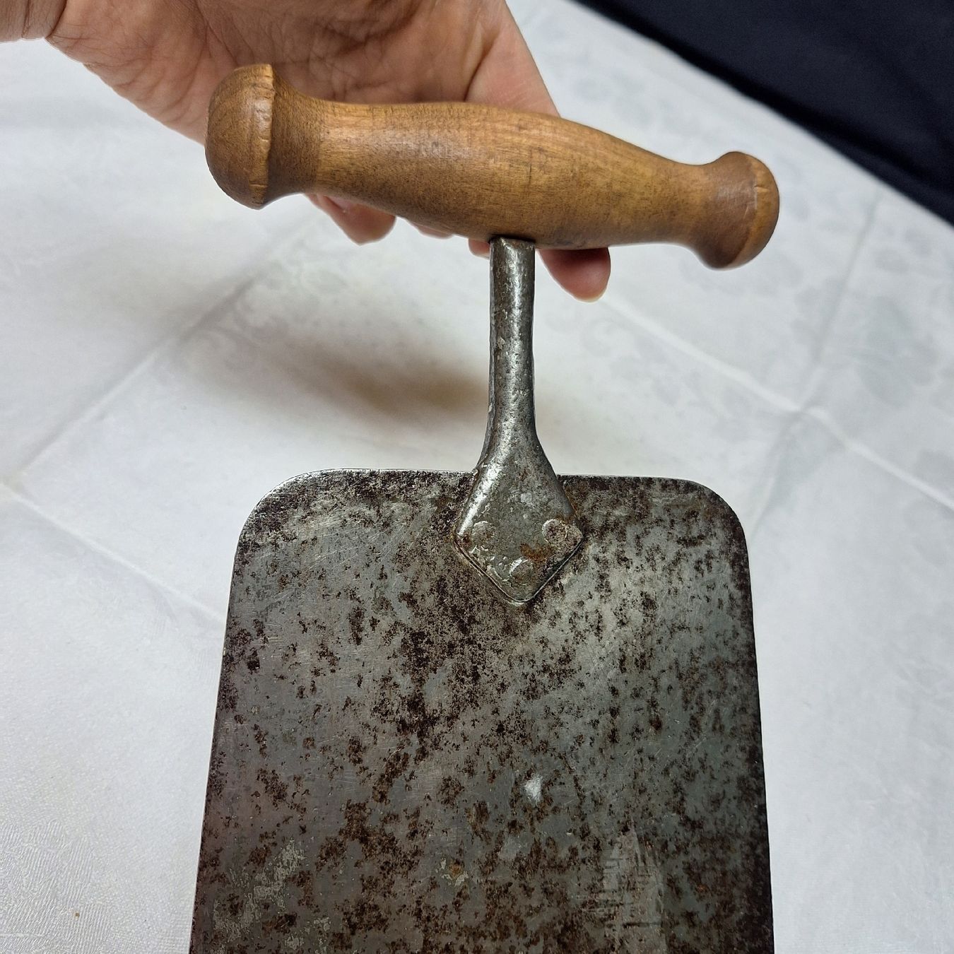 Besteck: Versand möglich! Rustikales, antikes Käsemesser, – Gebraucht aus Winterthur von Goldpipau 5