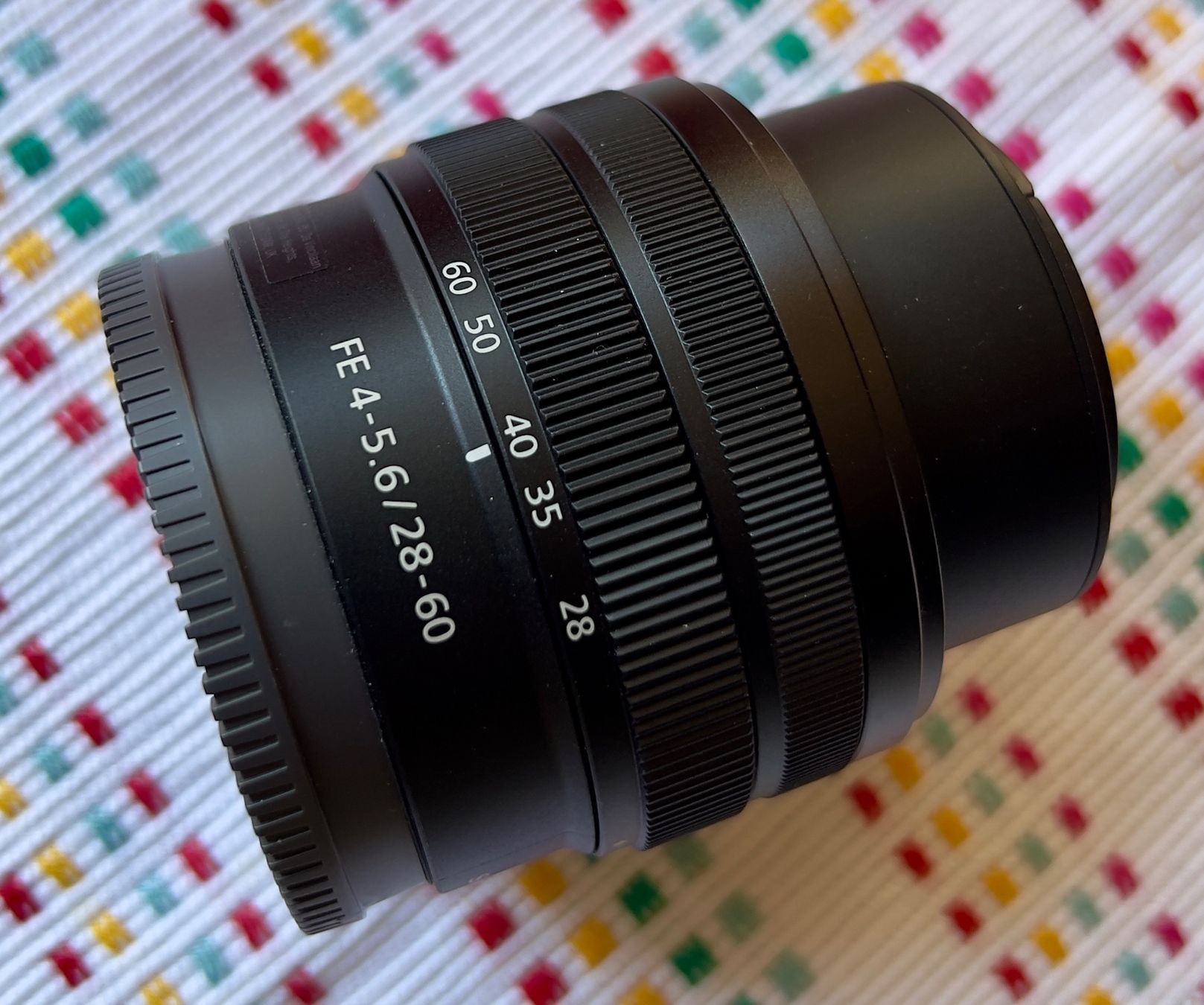 Sony Obiettivi: Zoom Objektiv Sony zu Alpha 7, FE 4-5.6/28-60 – Usato da Zürich venduto da Hbassist
