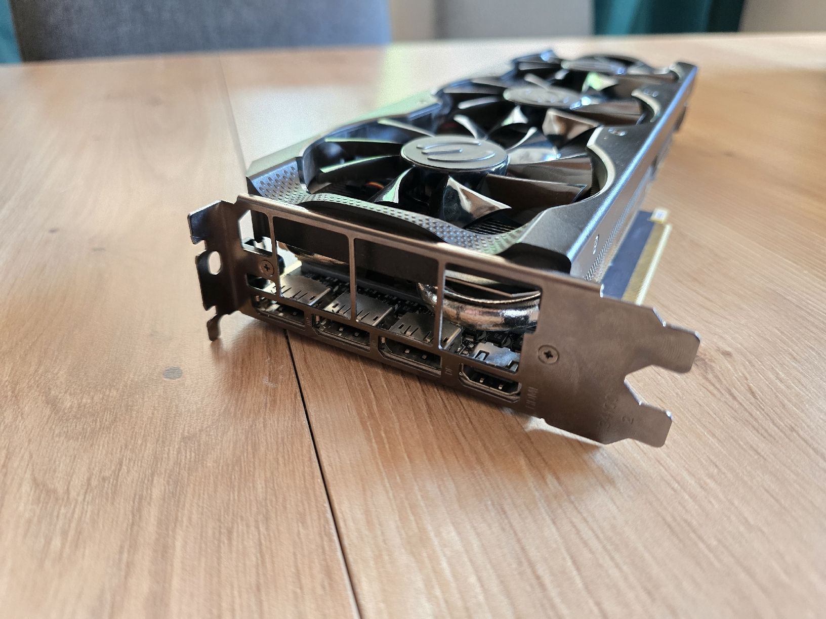 Nvidia Schede grafiche: Nvidia RTX3090 24GB server version umbau – Usato da Gächlingen venduto da Cyberwerner55 3