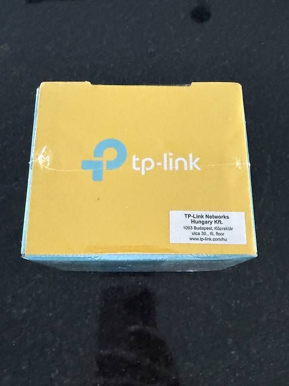 TP-Link Hub & Switch: TP-Link 5-Port Desktop Switch TL-SF100 – Usato da Cham venduto da CBirinci 1