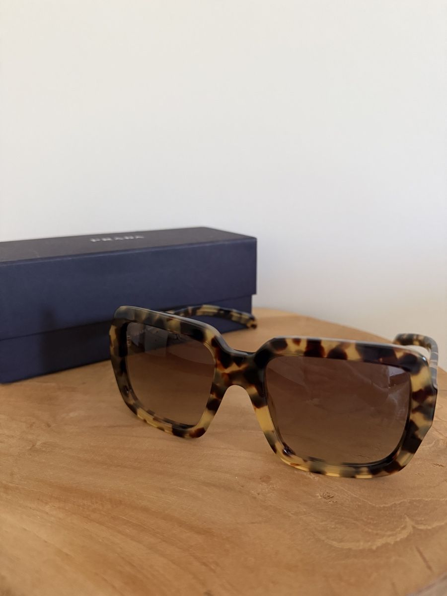 Prada Occhiali & Lenti: Prada Sonnenbrille – Usato da Bern venduto da lo.la