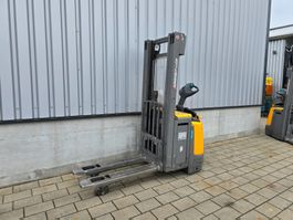 Stapler Jungheinrich ERC 212z Bj. 2016 Hub 470cm