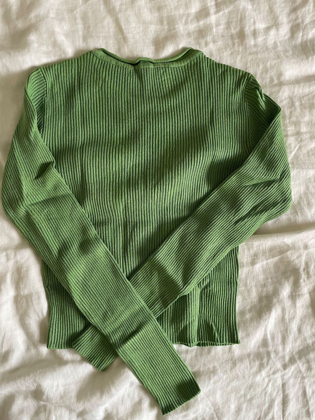 Pull&Bear Top: Pull&Bear Top vert côtelé - Taille S – Usato da Biel/Bienne venduto da lisalrh 2
