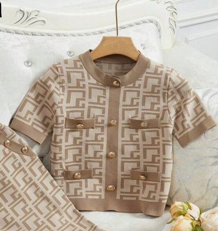 Sommer Strick Oberteil Beige Grösse M goldfarbene Knöpfe