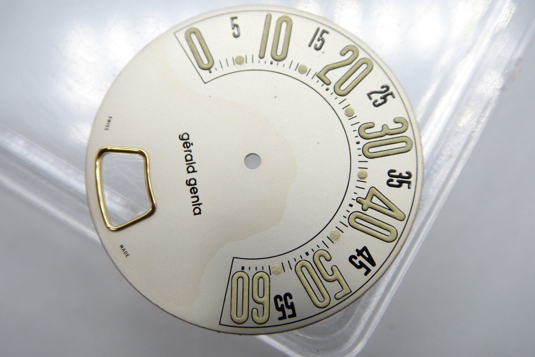 Orologi: Gerald genta Retro Classic dial for Gold model – Usato da Geneve venduto da adr_xk6n 3