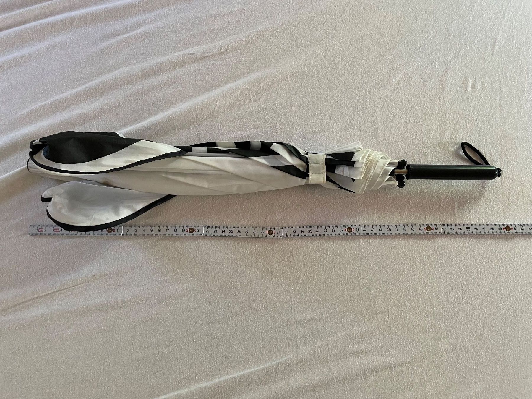 Sonstiges für Kind & Baby: Kinder-Regenschirm mit Ohren; Zebra – Gebraucht aus Cham von 2eye 2