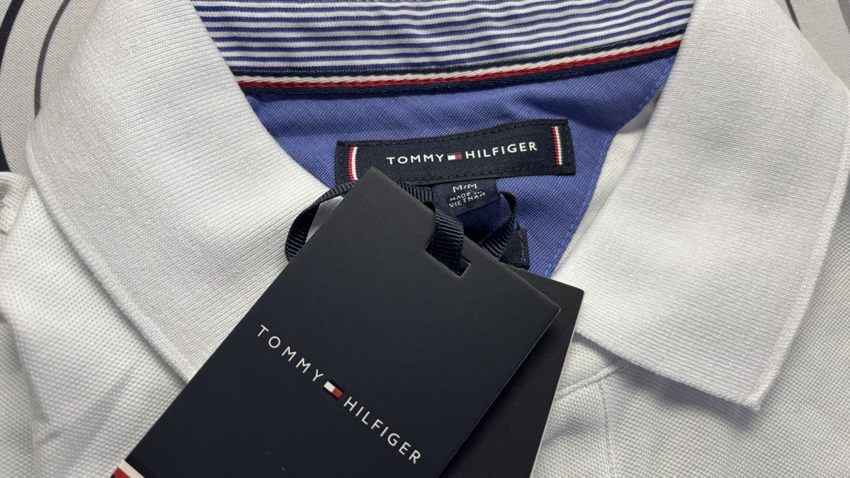 Tommy Hilfiger Magliette Polo: Tommy Hilfiger Polo Shirt – Nuovo e nell'imballaggio originale da Münchenbuchsee venduto da ore_wlr9 3