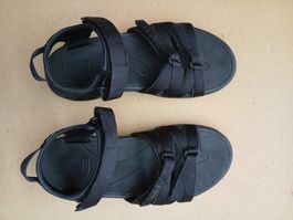 Teva Trekking-Sandalen Gr. 37 schwarz neuwertig