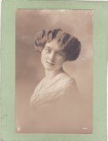 Kitsch Frau