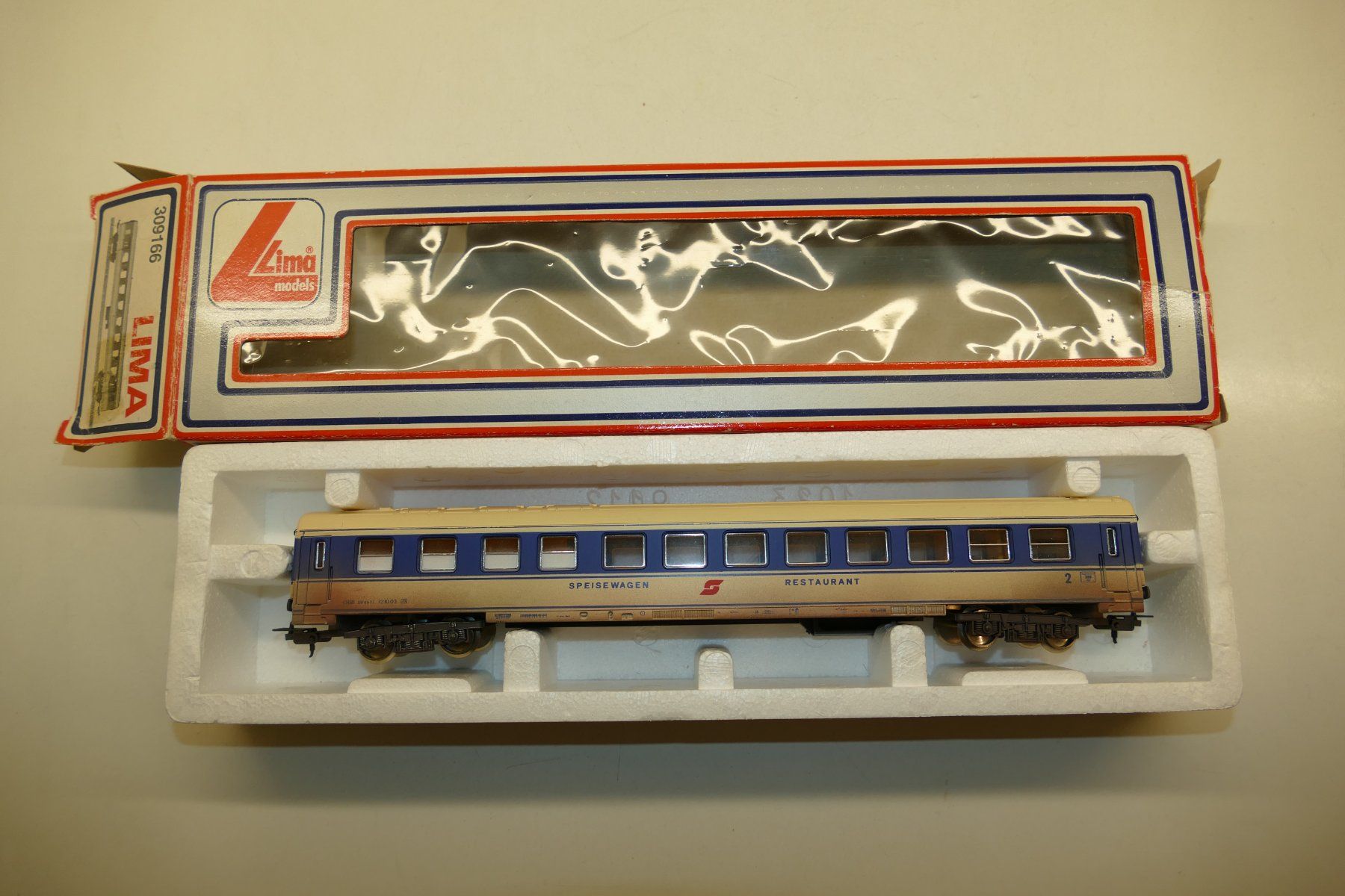 Lima Modellini di ferrovie: Lima H0: ÖBB Speisewagen gealtert – Usato da Niederhasli venduto da Flash32