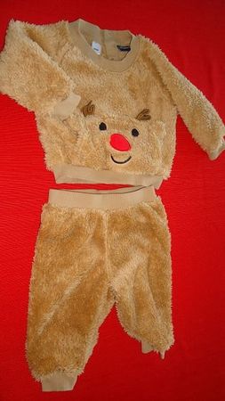 Flauschiger Baby-Anzug, Grösse 62/68 Top Zustand! ...