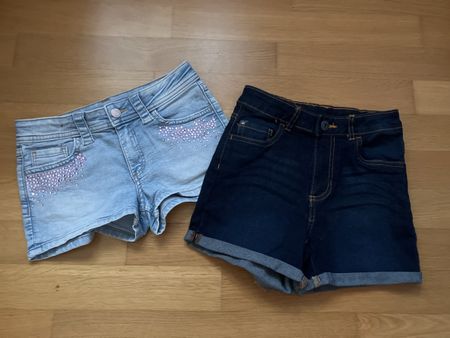 2 Stück Denim Shorts Gr. 146