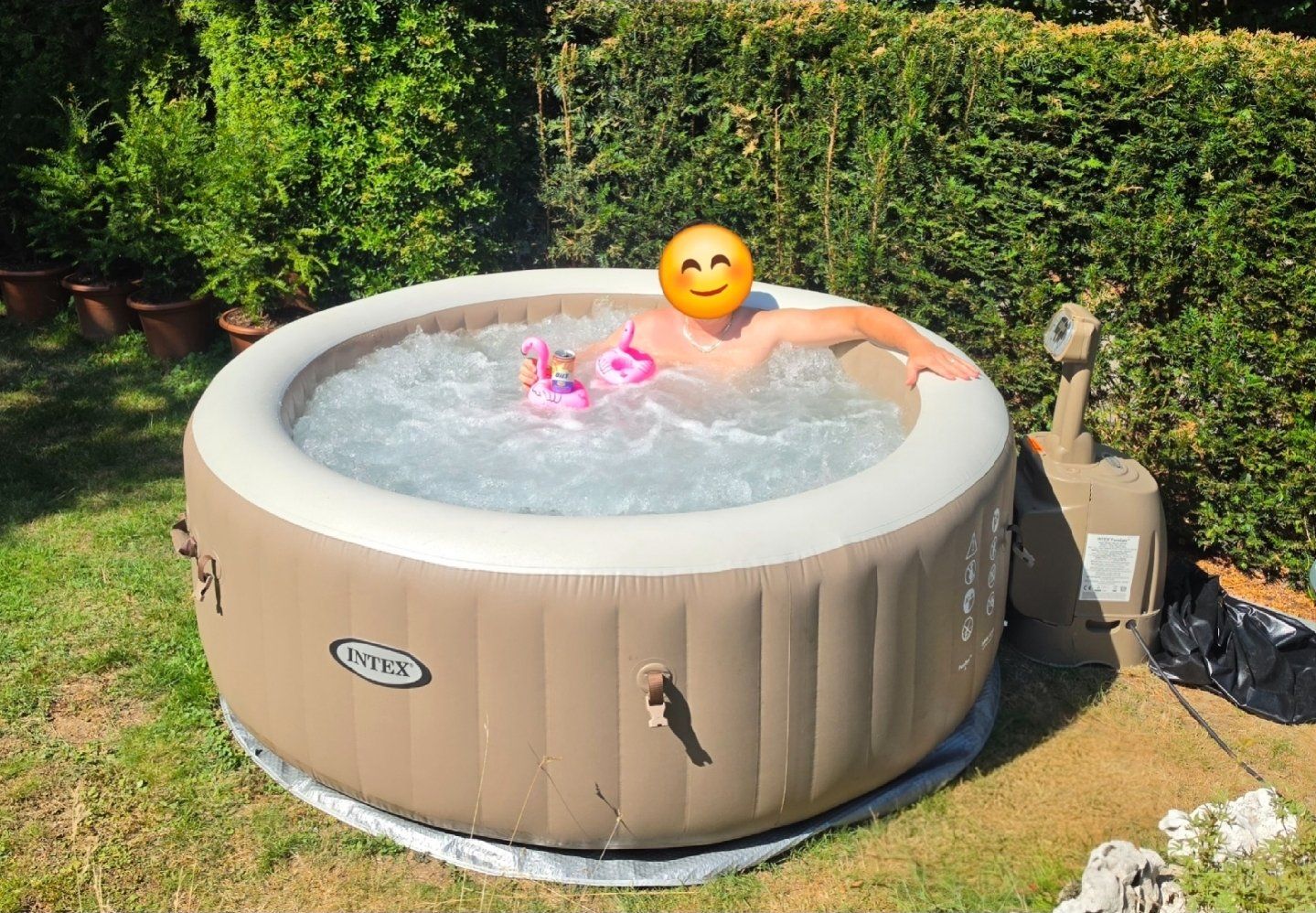 Intex Whirlpool: Aufblasbarer Intex Whirlpool PureSpa Pool – Difettoso da Münchenbuchsee venduto da Zoups