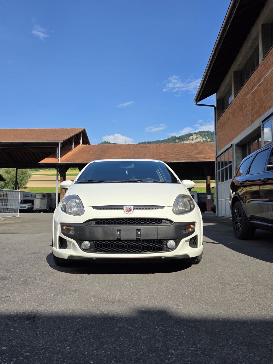 Abarth Automobili: Fiat Punto Abarth 1.4 – Usato da Burgdorf venduto da has_5x9l 1