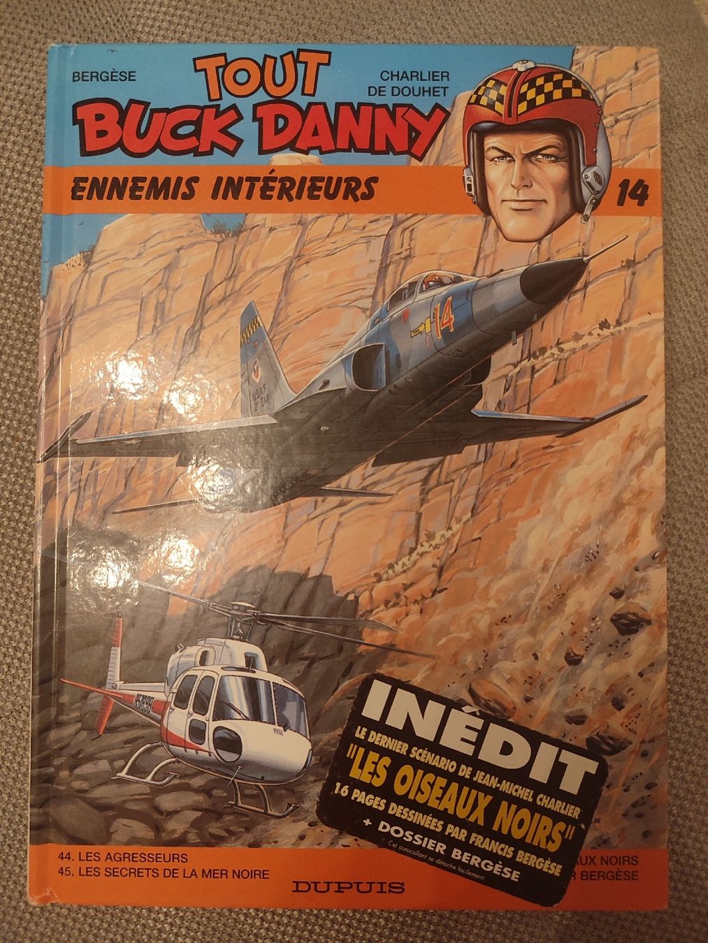 Fumetti: Tout Buck Danny - Ennemis Intérieurs - EO - BE – Usato da Bougy-Villars venduto da Vogue