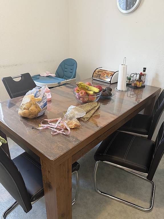 Tavoli: Grande table à manger à vendre  – Usato da Delémont venduto da eng_lsm2 2