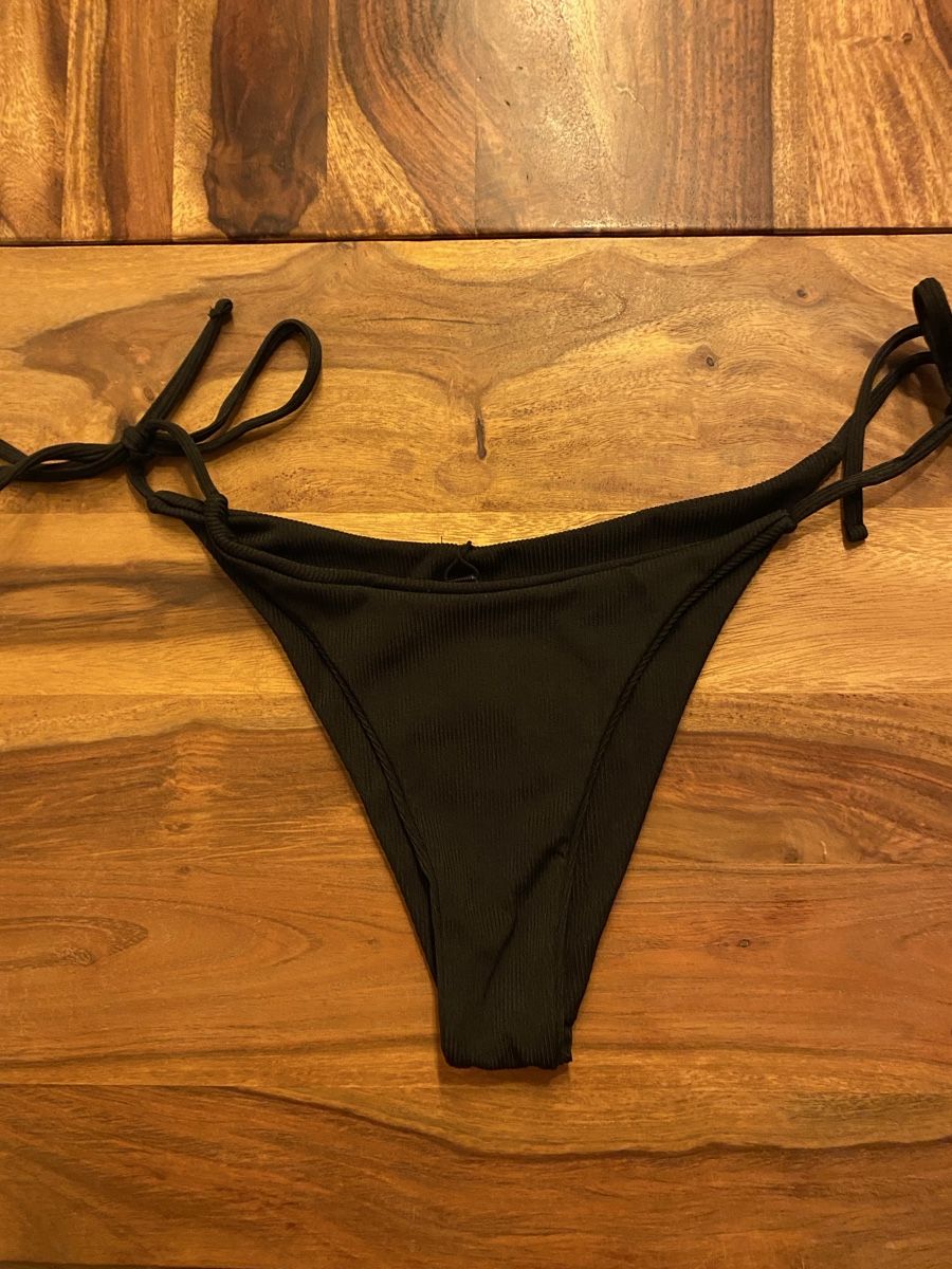 Pantaloni: Bikini Grösse M – Usato da Luzern venduto da oli_6x2r