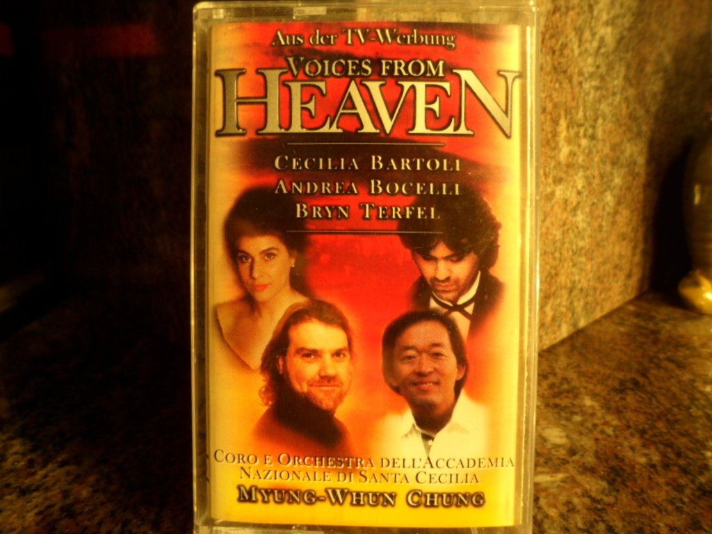 Musicassette: Voices from HEAVEN – Usato da Langnau i. E. venduto da gf2_29jt