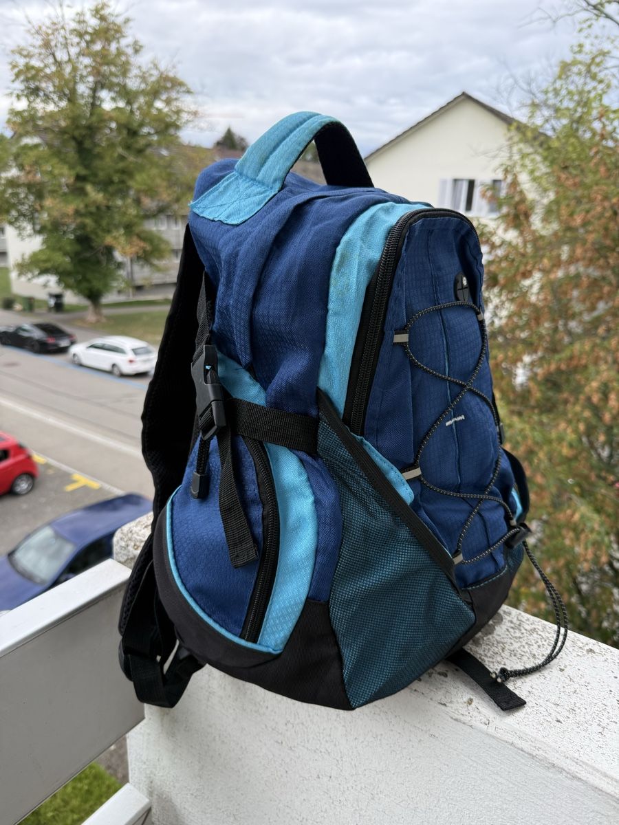 Rucksäcke: Rucksack – Gebraucht aus Winterthur von Montreal63