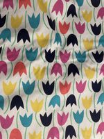 Weisser Jersey mit bunten Tulpen 1.35 x 1.60 m