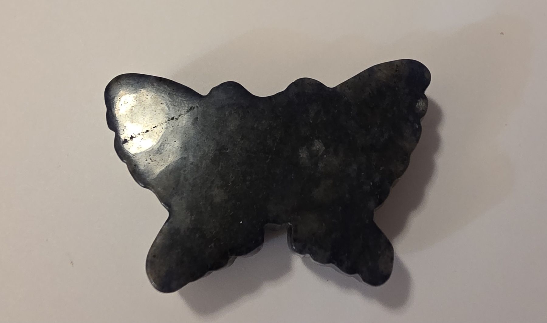 Minerali & Pietre curative: Sodalith Schmetterling Figur 5x3x1cm. – Nuovo e nell'imballaggio originale da Menziken venduto da Mirager 3