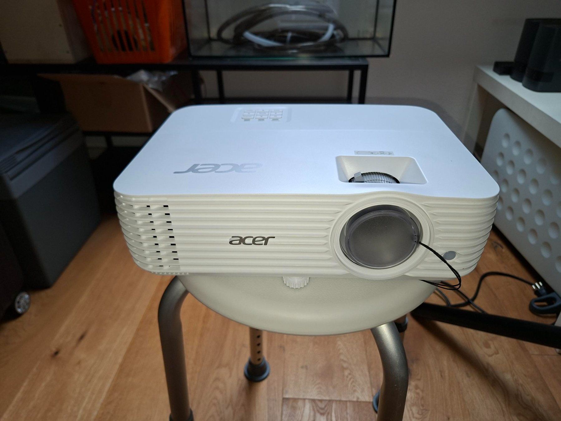 Proiettori: DLP Projektor Acer H6815BD – Usato da Niederönz venduto da hape02