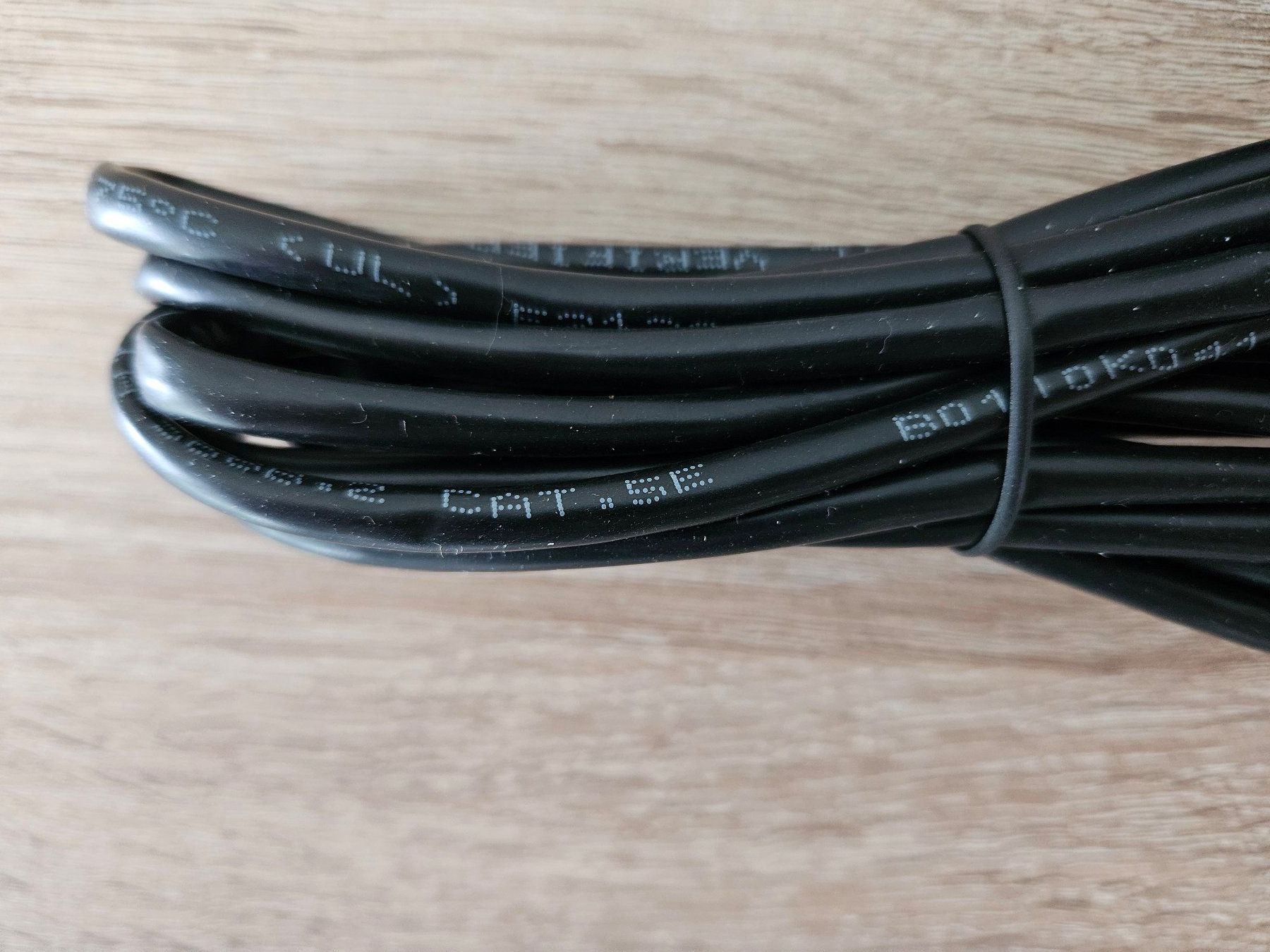 Cavi: 2 Ethernetkabel / Lan Cat 5e [2/2] – Nuovo (secondo la descrizione) da Wauwil venduto da seriously3 1