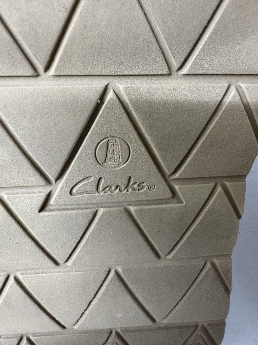 Clarks Chaussures hommes: Clarks Clogs Wildleder Herren 44.5 gebraucht – D'occasion à Thun par jeff070 6