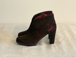 Desigual Stiefeletten Wildleder Gr. 40 – Neu