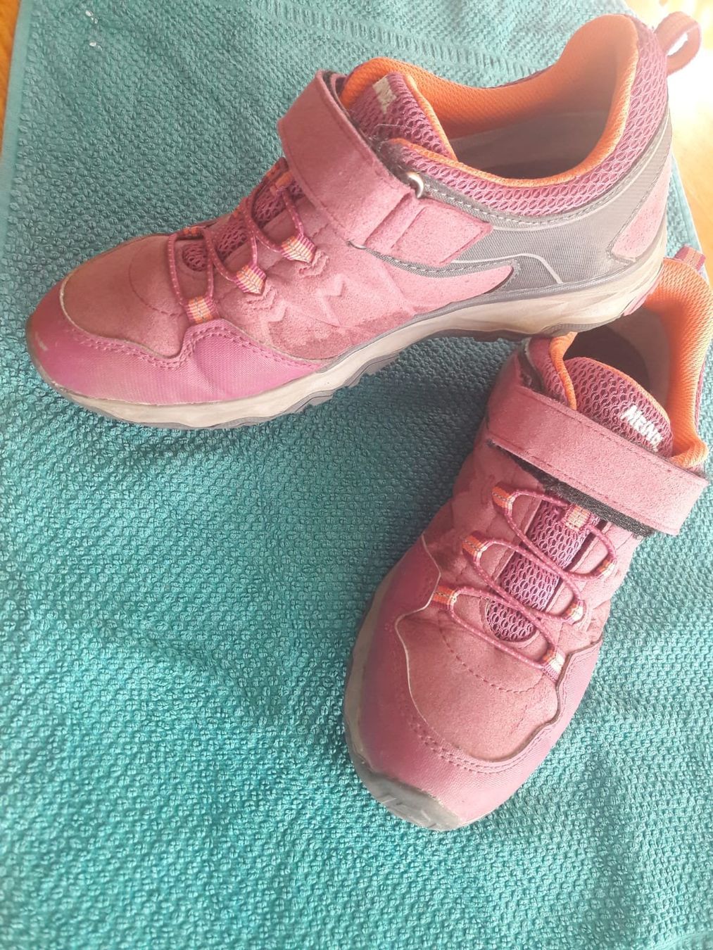 Meindl Scarpe per ragazze: SCHUHE - GORETEX - MEINDL - 36- Pink – Usato da Luzern venduto da miocarobabbonetoscan 2
