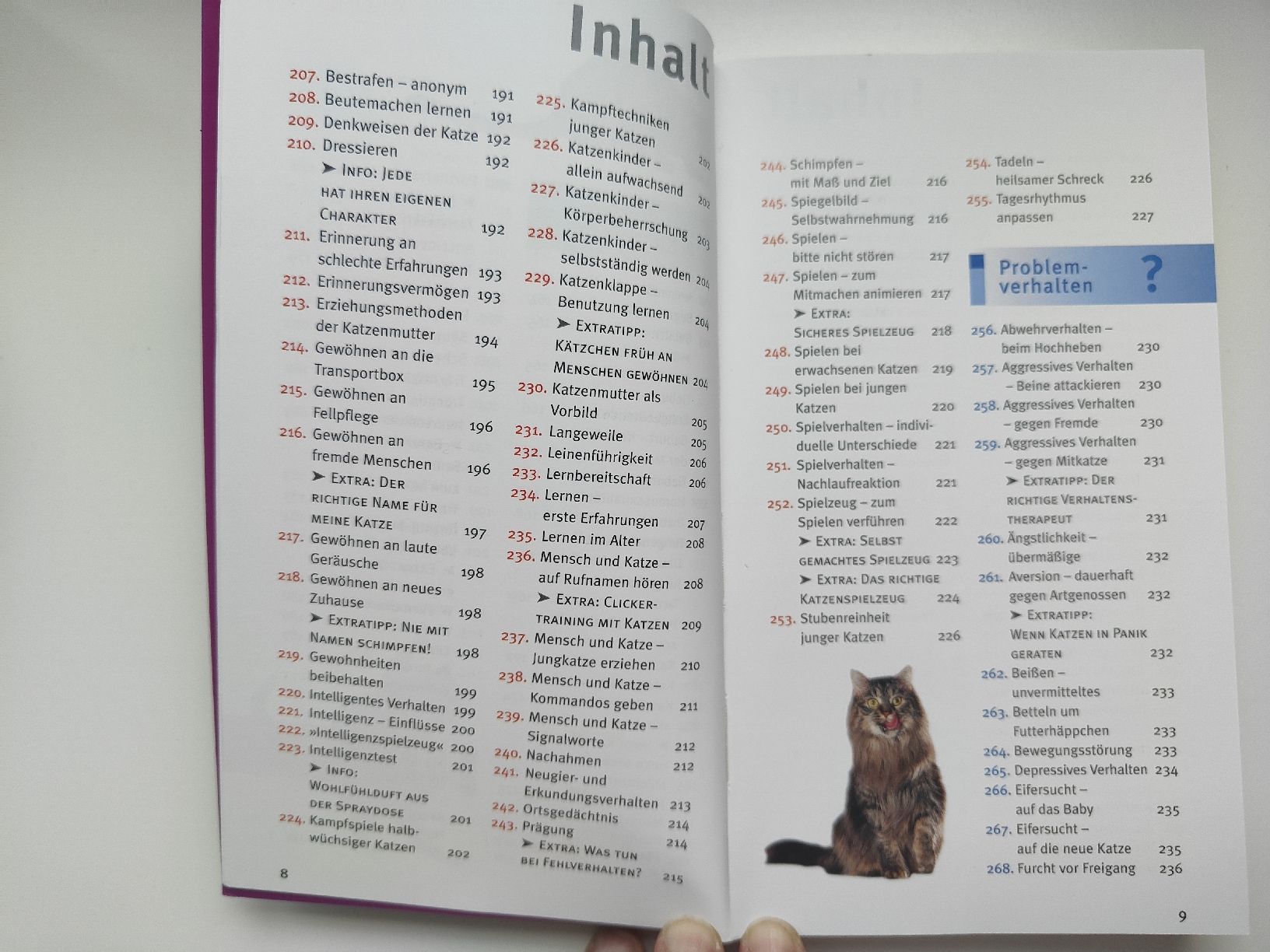 Libri: 2 GU Ratgeber Katzen: Verhalten & Wohnung – Usato da Morschach venduto da ClKi04 4