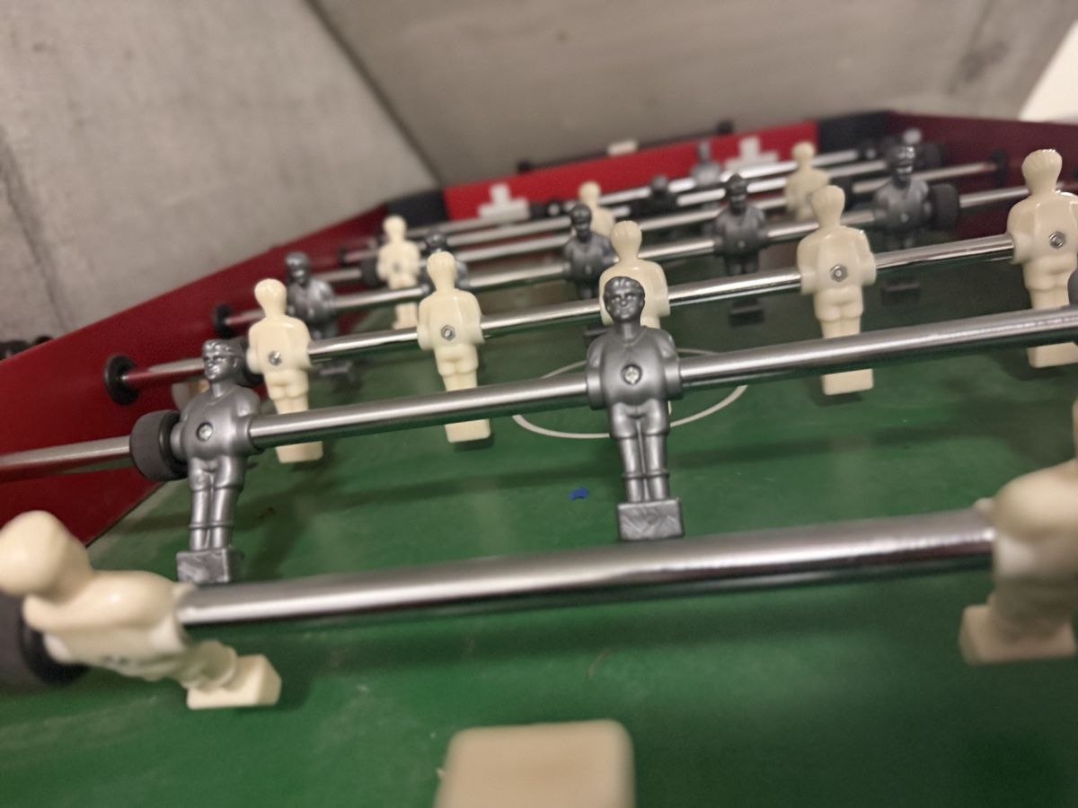 Jeux: Tischkicker/Döggelikaste – D'occasion à Basel par lau_k2f7 3